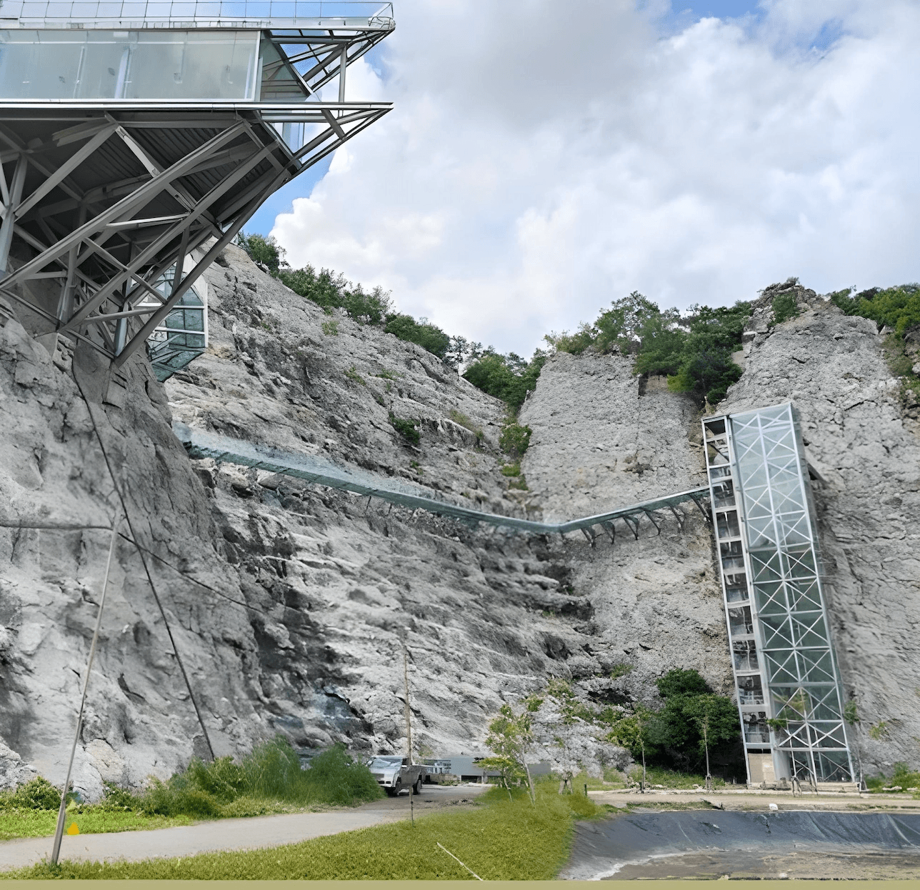 Sky Walk Buddha Stone Mountain